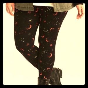 Torrid sz 3 moon and stars leggings